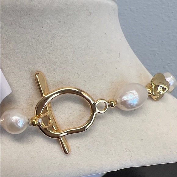 La Meno | FreshWater Pearl Necklace - Picture 3 of 7